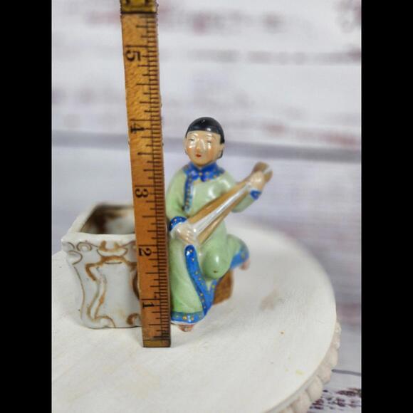 Occupied Japan Vintage Small Planter with figurine - Picture 5 of 7